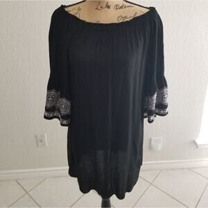 FLYING Tomato black with statement sleeves size S in‎ excellent condition